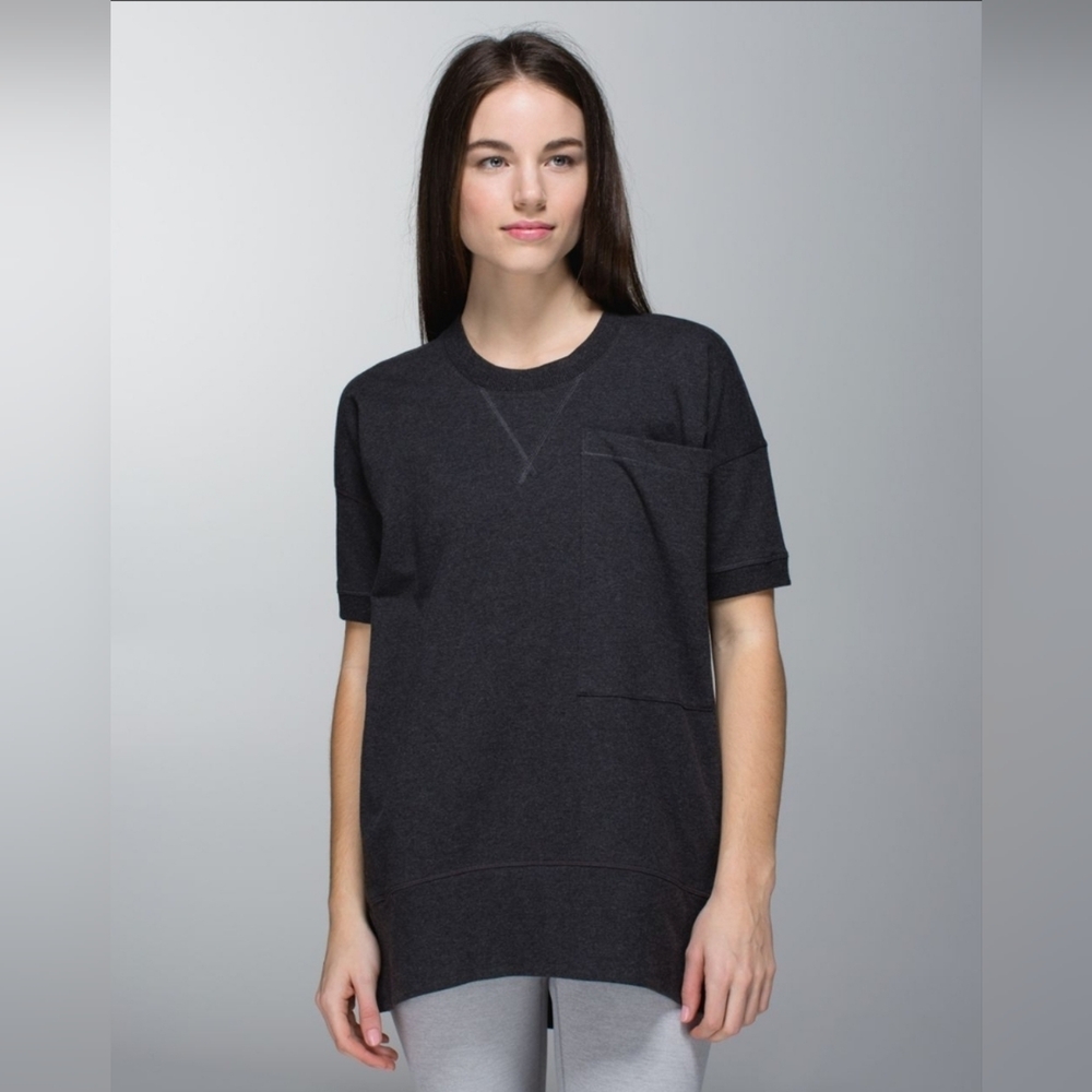 Lululemon Mudra Short Sleeve Trapeze Back Long Top Size 6